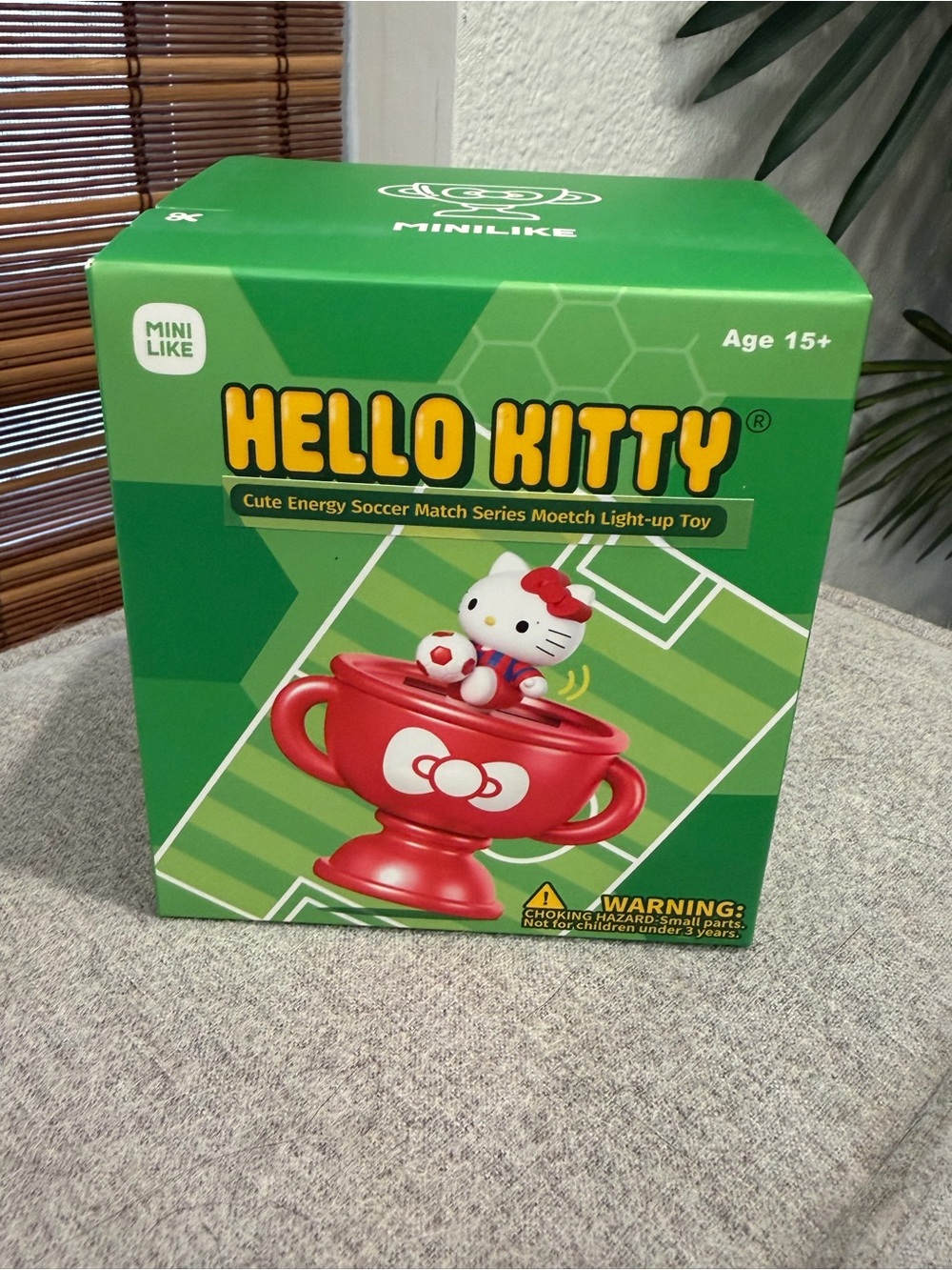 🆕 Hello Kitty World Cup Light Up Figurine Blind Box